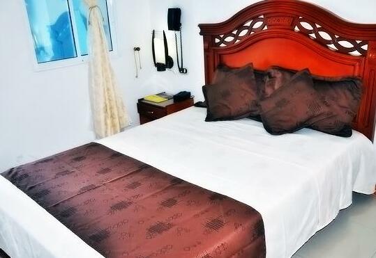 Hotel Verano Plaza - Photo4