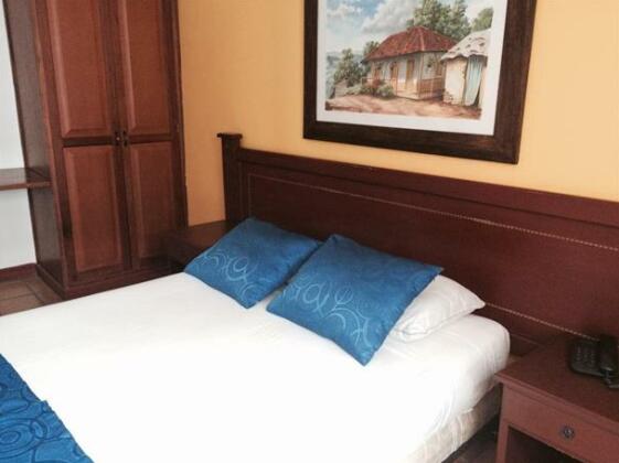 Hotel Castillo Real Armenia - Photo3