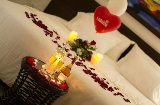 Hotel Titanium Plaza - Photo4