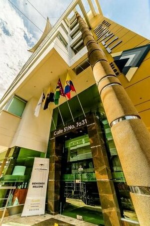 Hotel Titanium Plaza