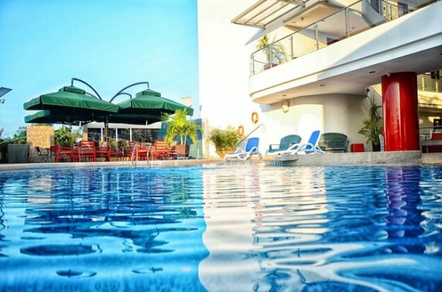 Hotel Atrium Plaza - Photo2