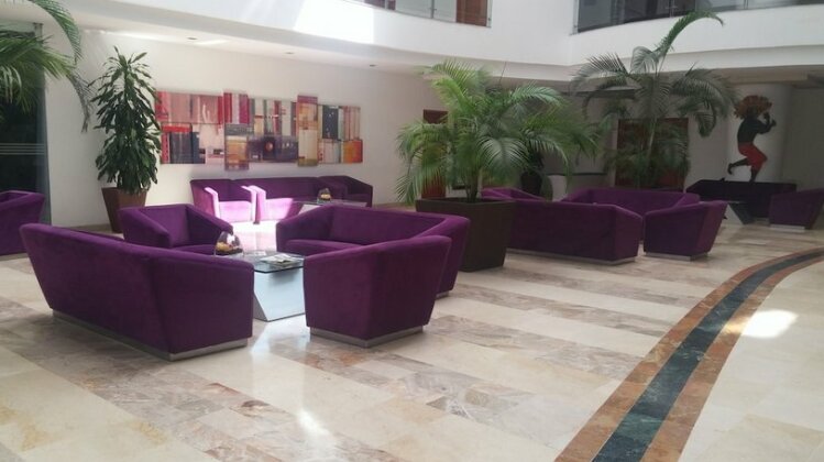 Hotel Atrium Plaza - Photo3