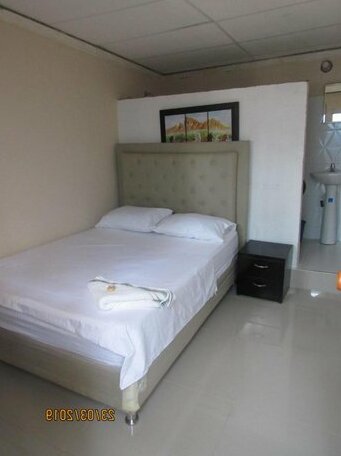 Hotel Del Mar Inn - Photo2