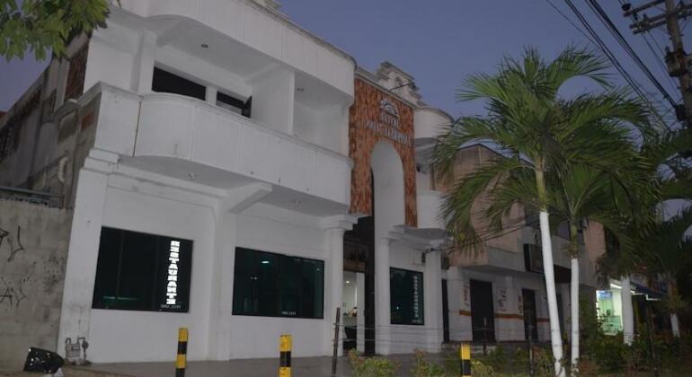 Hotel Imperio Inn 74