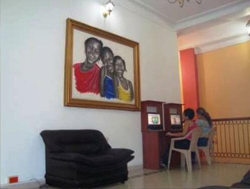 Hotel Paseo Colon - Photo5
