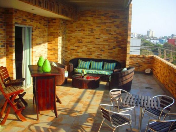 Hotel Stanford Plaza - Photo2