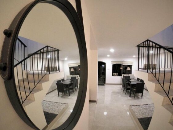Vestigium Bed and Breakfast - Photo4