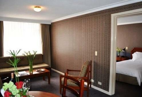 Chico Imperial Suites - Photo3