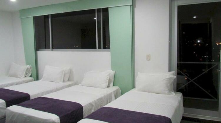 ExpoHotel Ferial - Photo4
