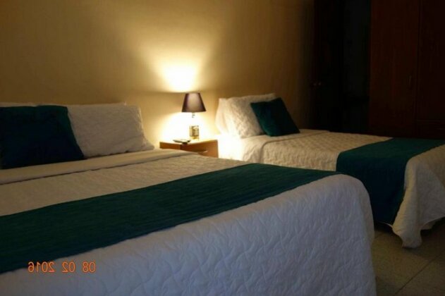 Hotel Maceo 55 - Colonial Inn - Photo2