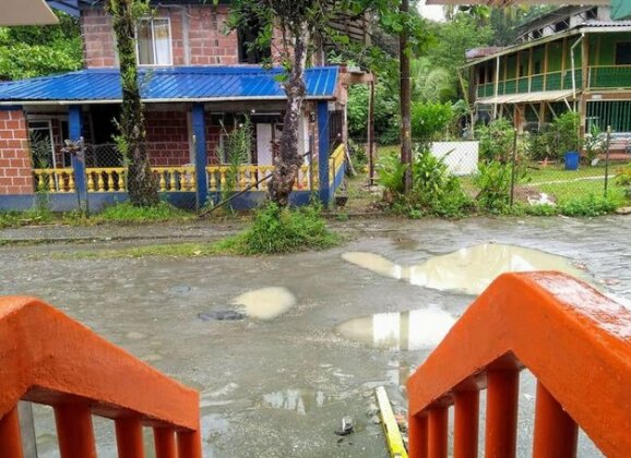 Hostal cerca de todo