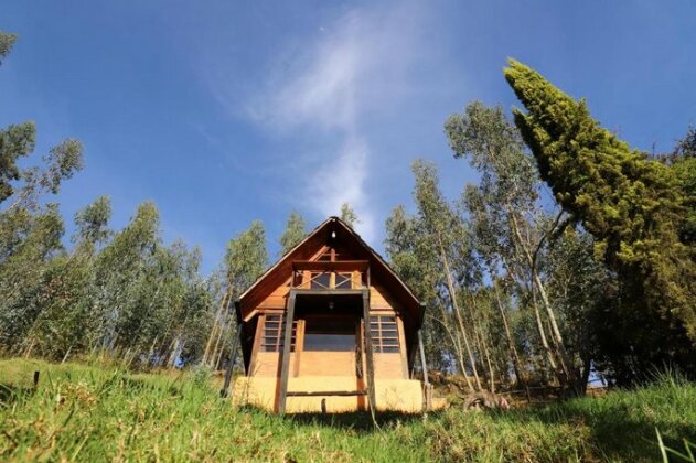 Tuwa Shima Mountainside Cabin