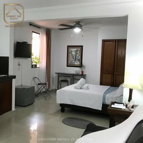 Apartstudios San Joaquin - Photo4