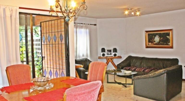 Artur Aparta Suite Chipichape - Photo4