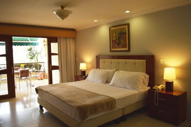 Casa Bella Suites - Photo2
