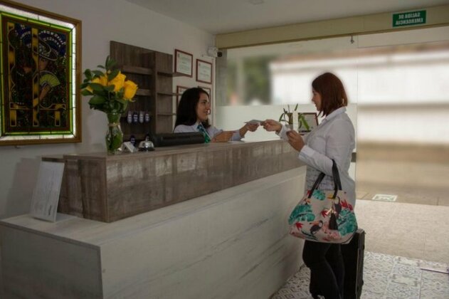 Hotel Avanti Cali - Photo5