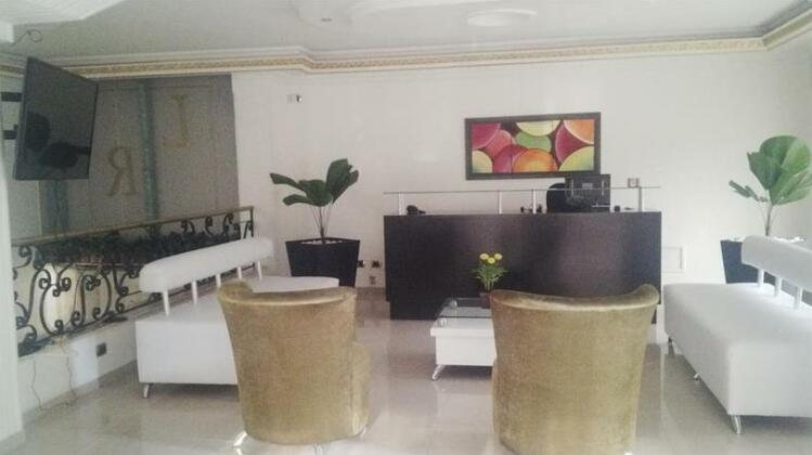 Hotel Los Robles Cali - Photo2