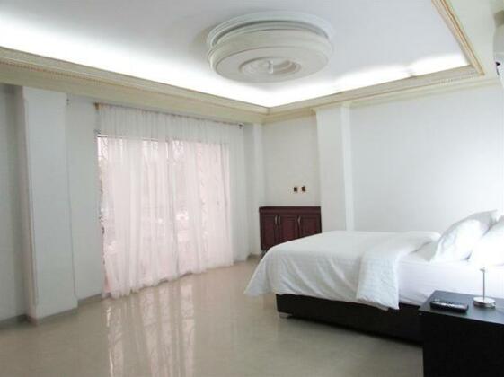 Hotel Los Robles Cali - Photo5