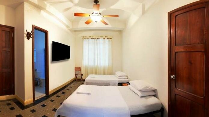 Hotel Savoy Cali - Photo5