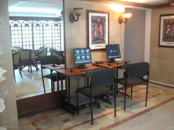 Hotel W Suites - Photo4