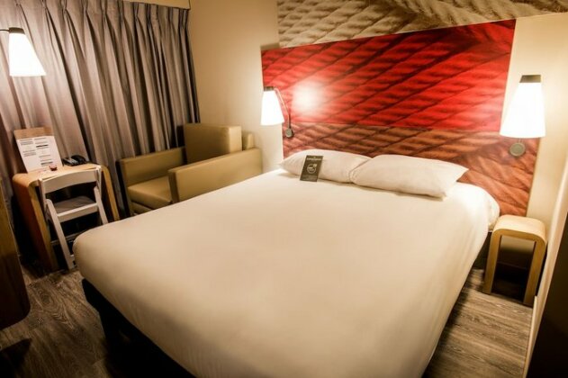 Ibis Cali Granada - Photo3
