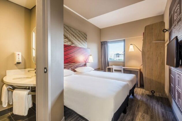 Ibis Cali Granada - Photo4