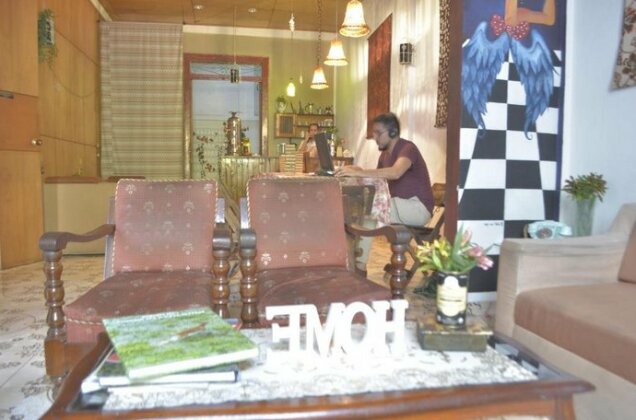 La Casa Cafe Guesthouse - Photo2