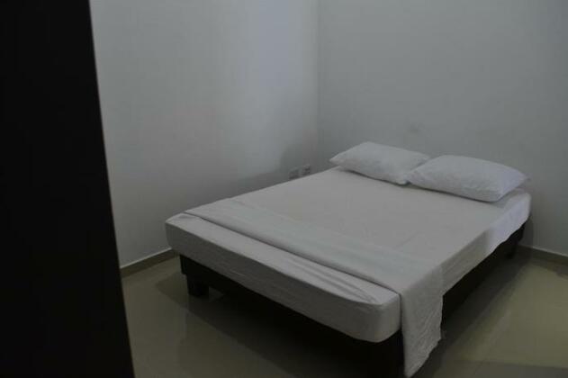Sin Pasaporte - Photo2
