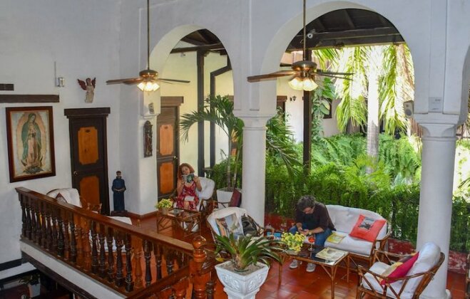 Centro Hotel - Photo2