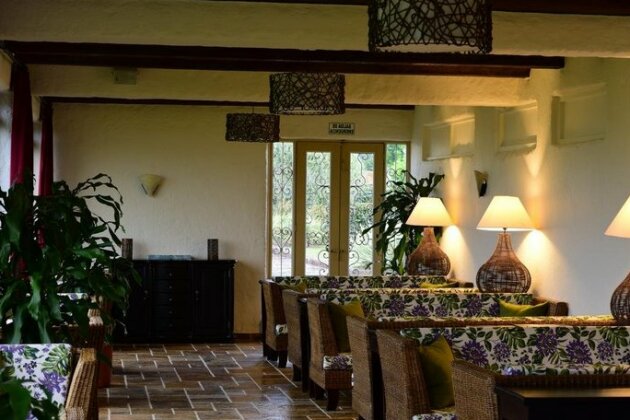 Hotel Estrella Del Monte - Photo2