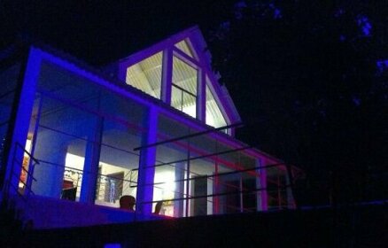 Casa Cristal Floresta