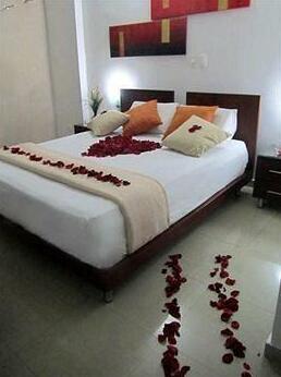 Atlantis Plaza Hotel - Photo3