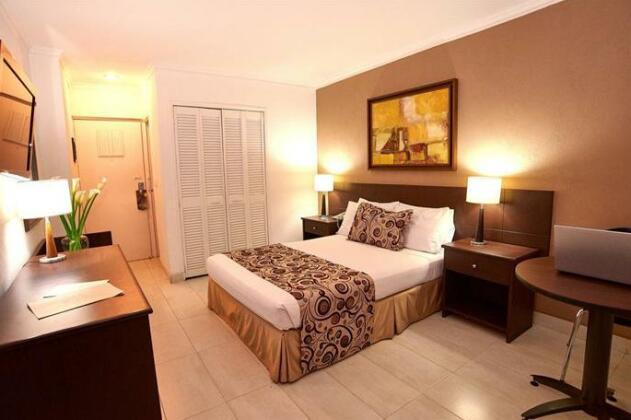 Hotel Arizona Suites - Photo3