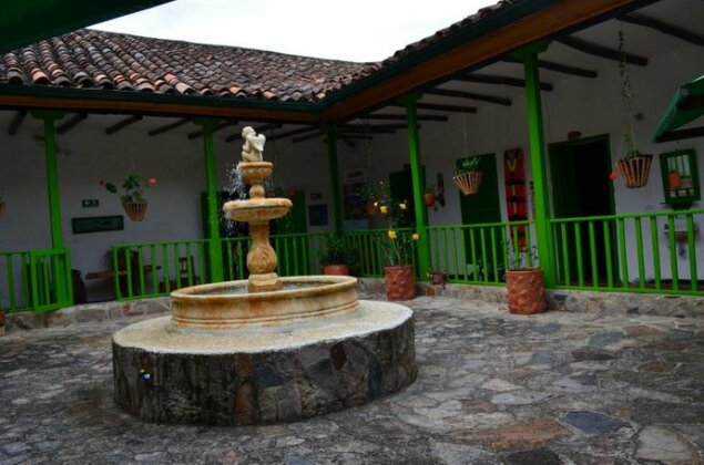 Posada 4 Esquinas - Photo3