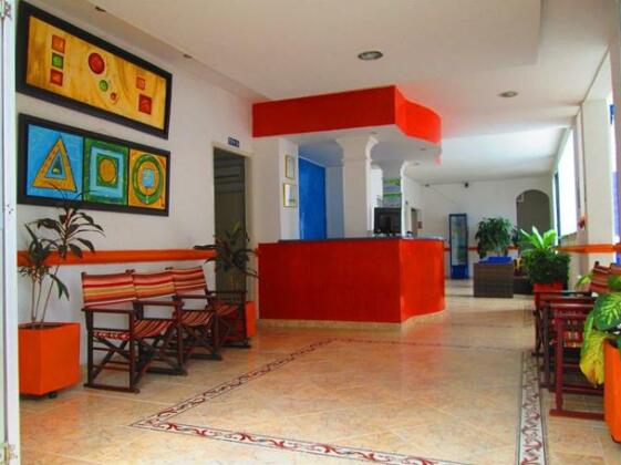 Hotel Bucaros - Photo2