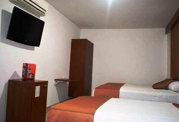 Hotel Dulima Inn - Photo5
