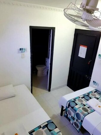 Hotel Emaze - Photo3