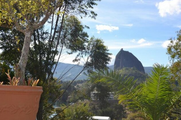 Hostal La Dicha Guatape - Photo4