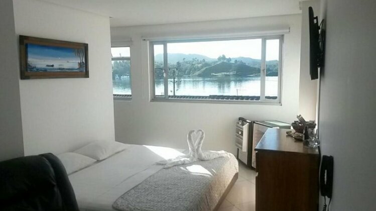 Hotel Bahia Guatape - Photo4
