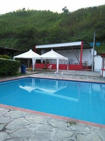 Club Campestre Ecologico la Esmeralda