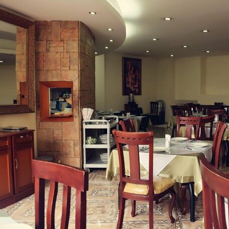 Hotel Santa Isabel 2 - Photo4