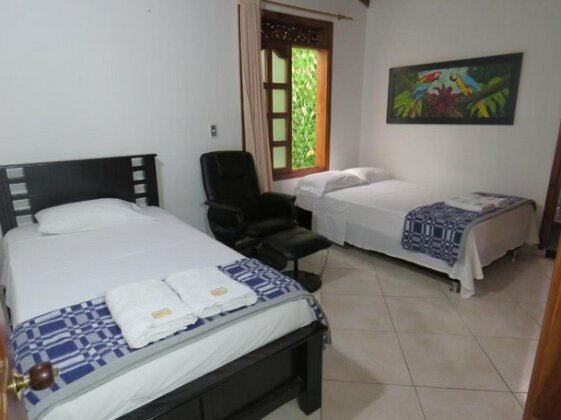Hostal Juanes - Photo2