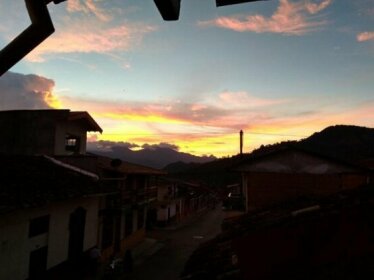 Hostal Naty Luna Jardin