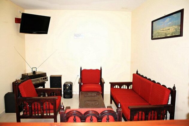 Victoria Imperial Hotel - Photo2