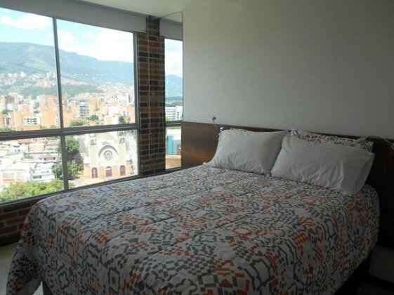 Apartasuites AV - Photo4