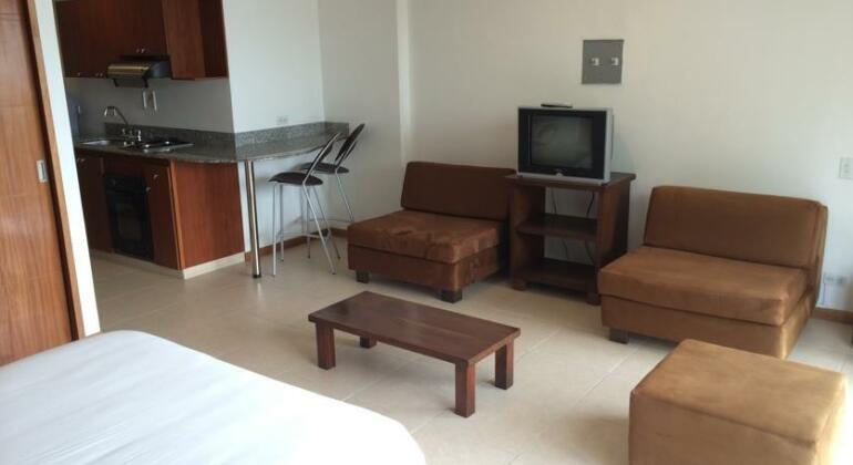 Best Western Cyan Hotel Medellin - Photo4