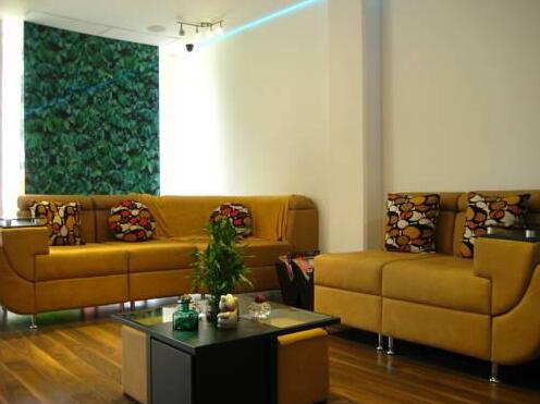 Hotel Primavera Plaza - Photo2