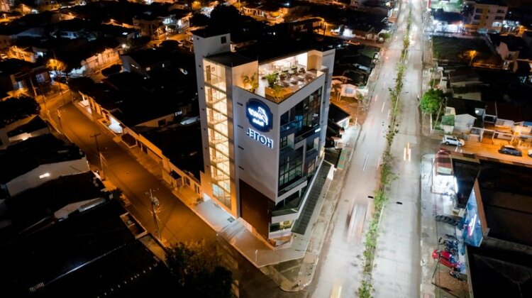 Hotel Cinco Monteria - Photo2