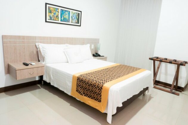 Hotel Cinco Monteria - Photo4