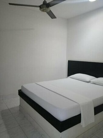 Hotel Las Malvinas Arjamjs